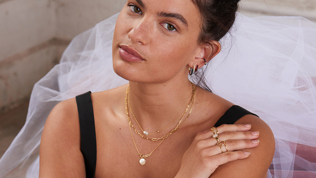 How to Transform A LBD with Layered Jewellery for your Christmas Party